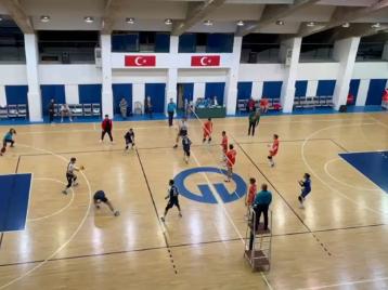 Üniversitemiz 2021-2022 Eğitim-Öğretim Yılı 41. Spor Şöleni Sona Erdi.