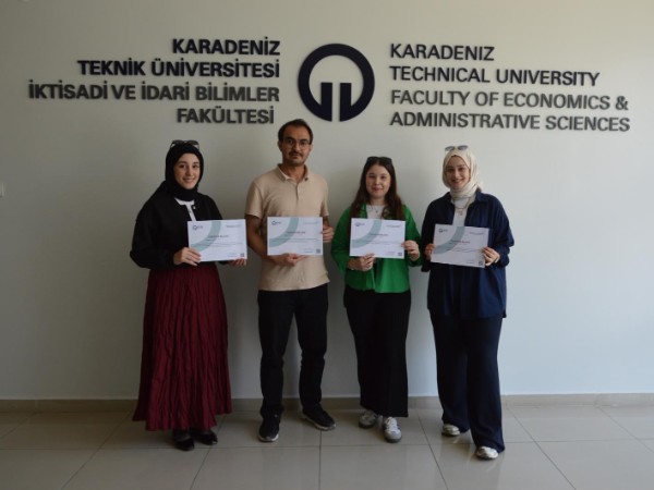 KTÜ İşletme Bölümünden Tanıtım Fuarında Görev Alan Öğrencilere Teşekkür Belgesi