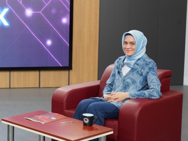 Aşırı El Terlemesine Tıbbi Çözümler KTÜ Radyo/TV'de Konuşuldu