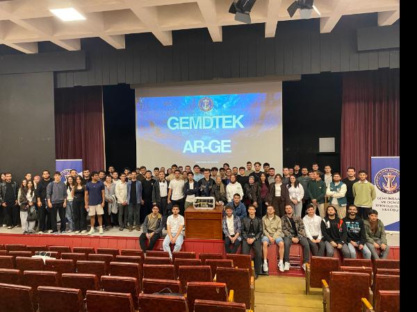 Bölüm Kulüplerimizden GEMDTEK Ar-Ge Komisyonu Atatürk Kültür Merkezi'nde Tanıtıldı