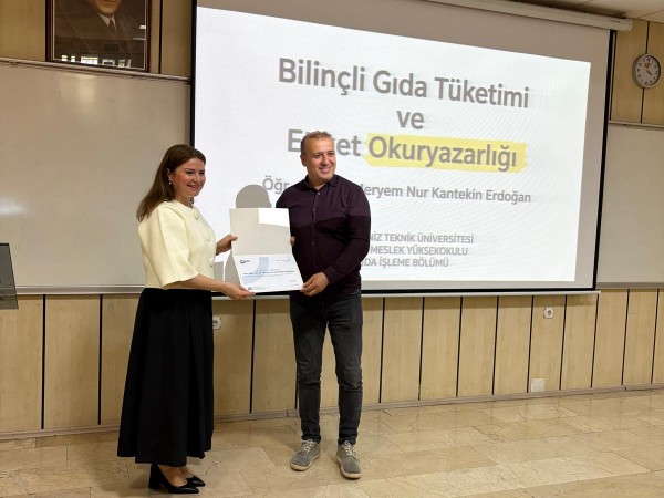 Bilinçli Tüketimin Anahtarı: Gıda Etiketlerini Doğru Okuma Seminerimiz Yoğun İlgi Gördü