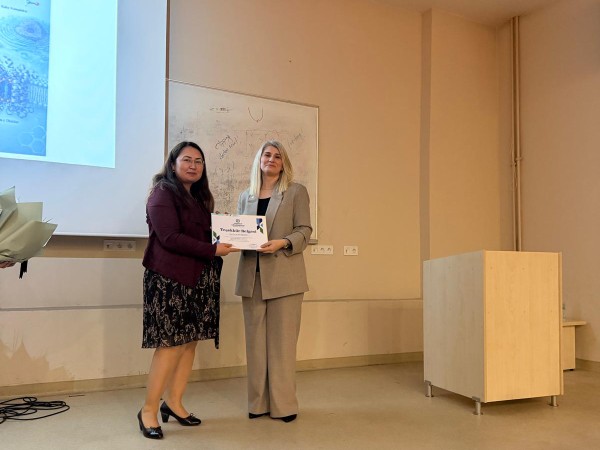 Öğretim Üyemiz Prof. Dr. Ece Tuğba Saka Giresun Üniversitesi'nde "Biyoinorganik Bileşikler ve Uygulamaları" Semineri Verdi