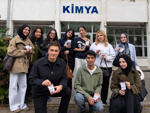 KTÜ Kimya Bölümü ve KTÜ Kimya Kulübünden Sokak Hayvanları İçin Anlamlı Sosyal Sorumluluk Etkinliği