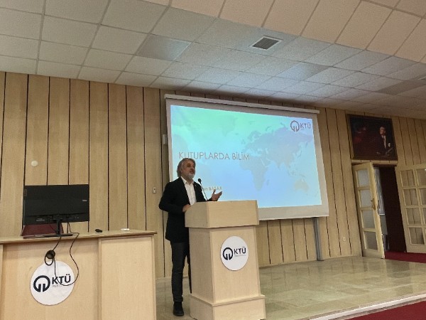Kutuplarda Bilim Semineri Düzenlendi