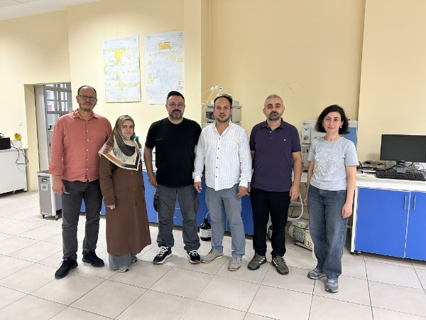 KTÜ MERLAB'dan Recep Tayyip Erdoğan Üniversitesi Merkezi Araştırma Laboratuvarı'na Ziyaret