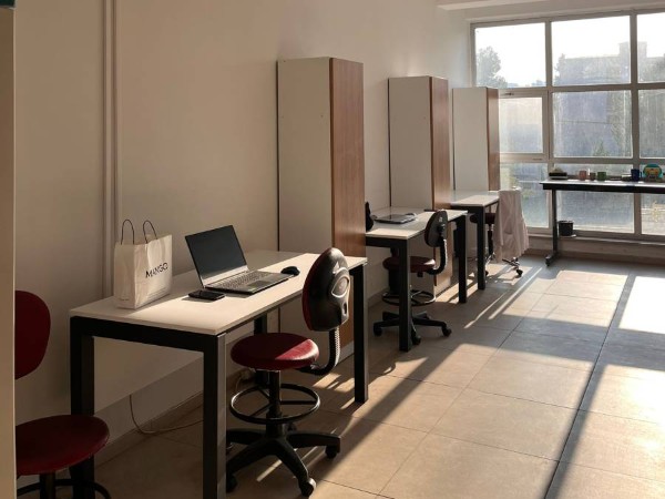 Lisansüstü Öğrenciler İçin Çalışma Salonu