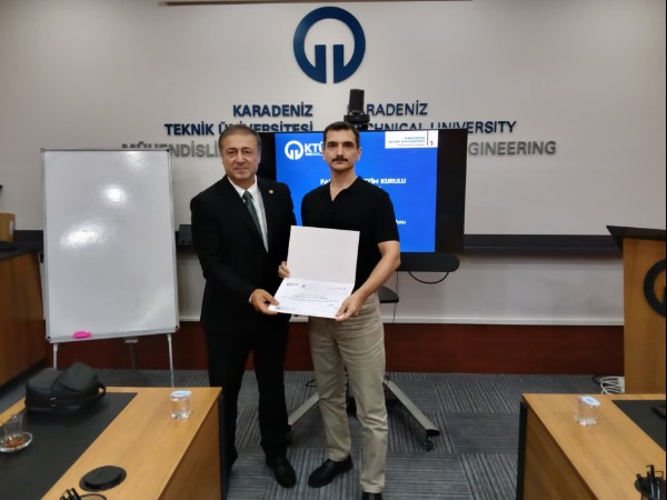 Prof. Dr. Burak MARKAL'a Teşekkür Belgesi Takdimi