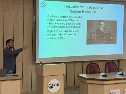 Fen Fakültesi Bilim Söyleşilerinin Dokuzuncusu Gerçekleştirildi