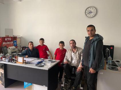 Erdoğdu İlkokulu Öğrencileri Merak Ettikleri Soruların Cevabını KTÜ Engelli Öğrenci Biriminde Buldu.