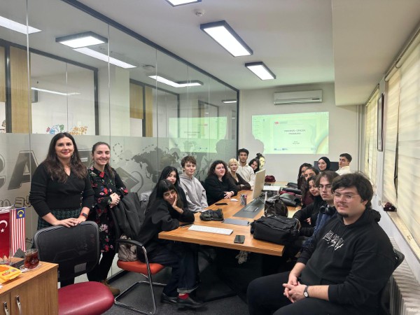 Erasmus+ Gençlik Programları Hakkında Bilgilendirme Faaliyetleri Devam Ediyor 