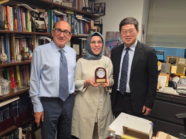 Dean of the Faculty of Medicine Visits the University of Illinois Chicago under the Erasmus+ KA171 Programme