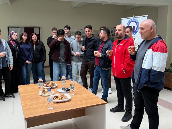 Bölümümüz 1. Sınıf Öğrencileriyle "Hocalarla Tanışma Etkinliği" Gerçekleştirildi