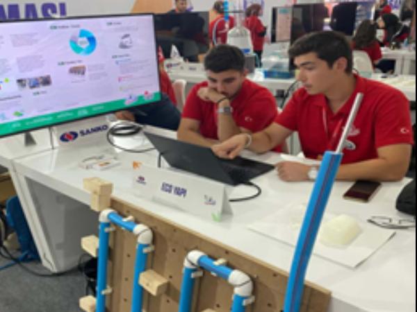 "Enerjini Duvarlara Taşı, Geleceğini Isıt" KTÜ Teknofest 2025 Finalinde