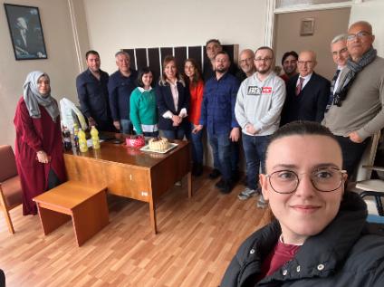 Bölüm Personelimize Doğum Günü Kutlaması