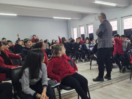 Ortahisar Mehmet Akif Ersoy Ortaokulunda Kariyer Planlama Semineri
