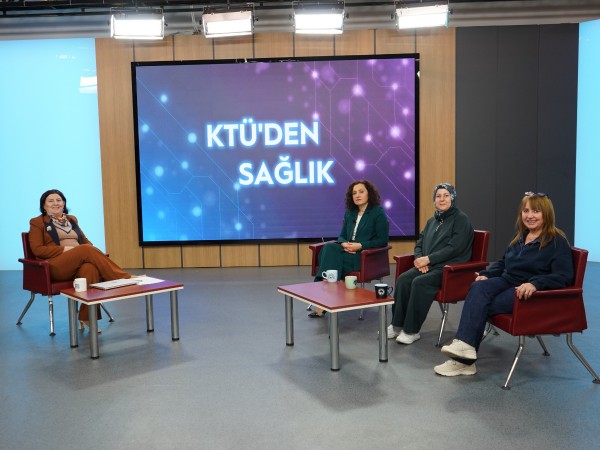 Ebelik, Doğum ve Güncel Politikalar Programı Gerçekleştirildi