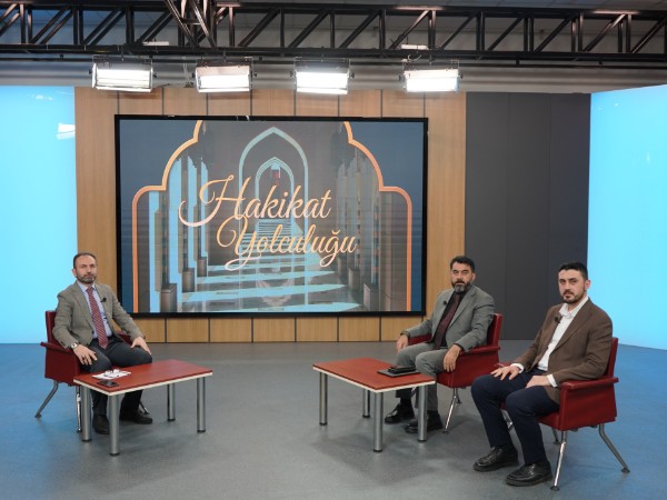 KTÜ'de "Hakikat Yolculuğu"nda Aile Konuşuldu