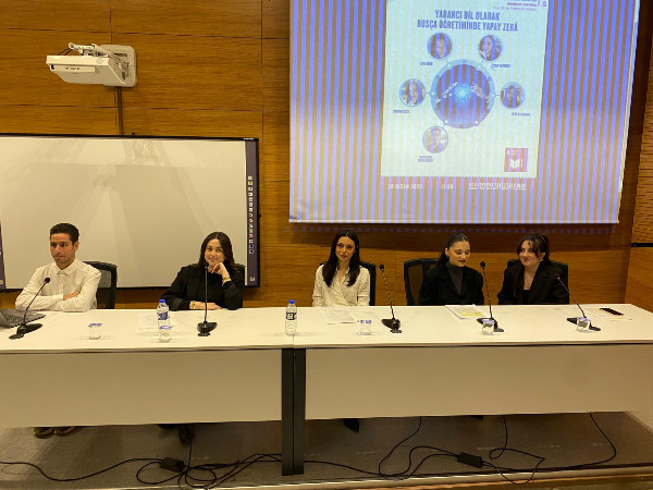 "Yabancı Dil Olarak Rusça Öğretiminde Yapay Zekâ" Öğrenci Paneli Gerçekleştirildi