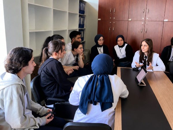 Hemşirelik Esasları ve Yönetim Anabilim Dalı'ndan Örnek Ders Uygulaması