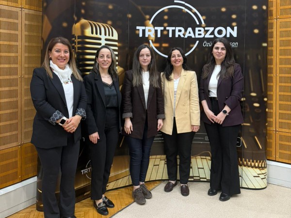 Enstitümüz Müdür Yardımcısı Doç. Dr. Aysel ÖZSABAN TRT Trabzon Radyo'nun "Hayatın İçinden" Programına Katıldı