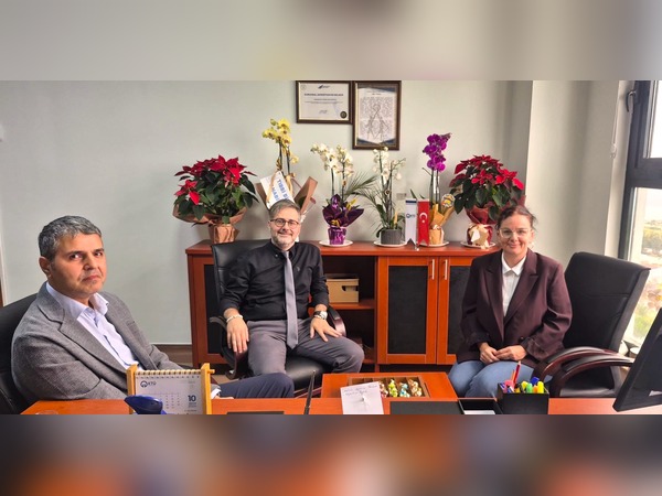 Enstitü Müdürü Olarak Atanan Prof. Dr. Selim Demir'e ve Yönetimimize Hayırlı Olsun Ziyareti Gerçekleştirildi
