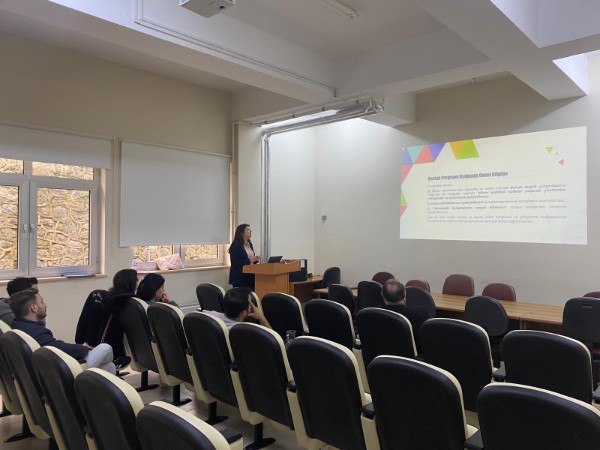 Sağlık Yönetimi Seminerleri Kapsamında TÜBİTAK ARDEB 3005 Deneyim Paylaşımı Gerçekleştirildi