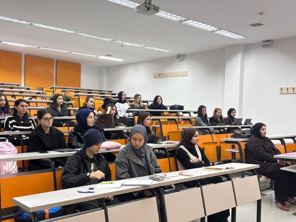 1. Sınıf Öğrencilerimize Danışmanlık Saati Uygulaması
