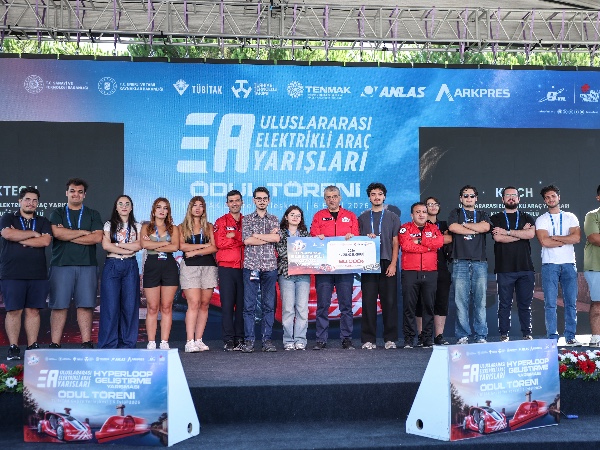 TEKNOFEST 2026 Elektrikli Araç Yarışları'nda Üniversitemize "En Özgün Tasarım Ödülü"