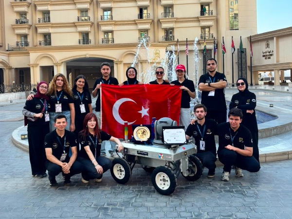 Mısır'da KTÜ Rüzgarı!