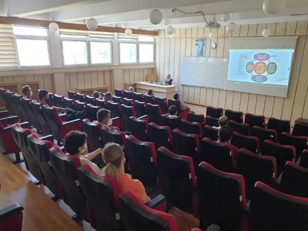 Üniversitemiz Orman Fakültesi ve Diş Hekimliği Fakültesi Personeline İç Kontrol Eğitimi Verildi