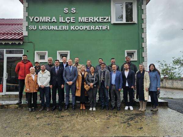 Yomra Balıkçılarıyla Çevre ve Sürdürülebilirlik Toplantısı: BlackNETs Projesi ve Ortahisar Belediyesi'nden Ortak Adım
