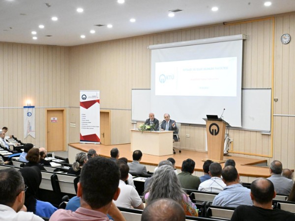 Fakültemiz Tarafından Düzenlenen Akademik Kurul Toplantısı, Rektörümüz Hamdullah Çuvalcı'nın Katılımlarıyla Gerçekleştirildi